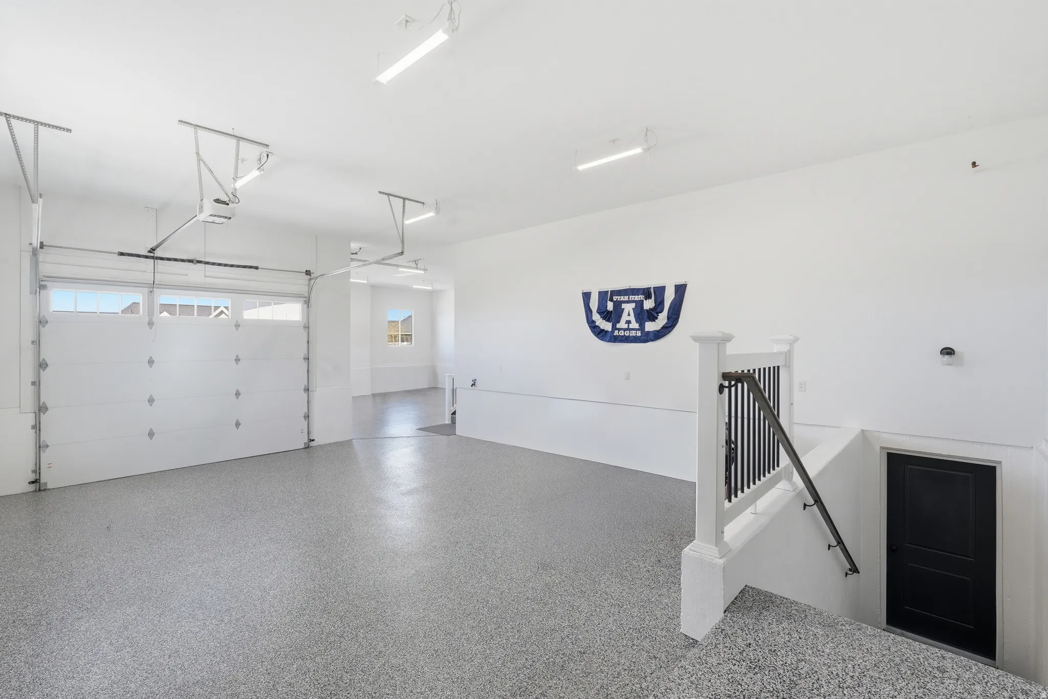 Extra-large 3rd car garage with separate basement entrance