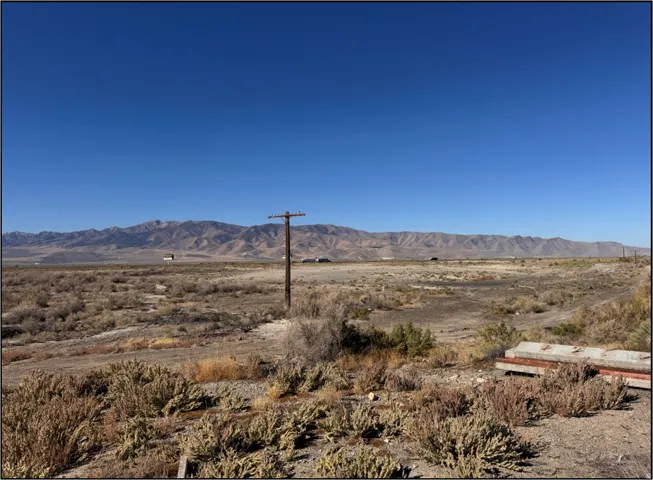 View of mountain backdrop