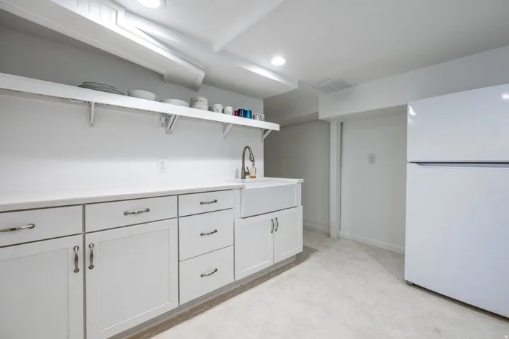 143 S 400 E, Salt Lake City, Utah 84111