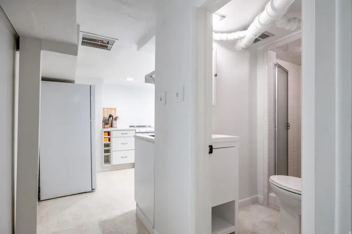 143 S 400 E, Salt Lake City, Utah 84111