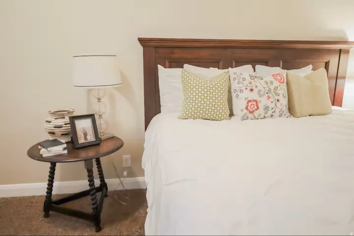 Bedroom with baseboards