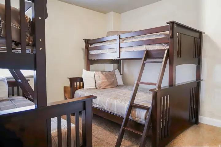 Bedroom featuring baseboards