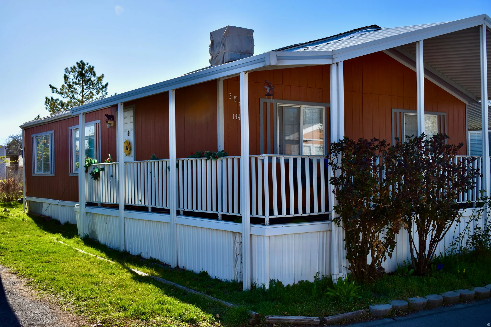 View of side of home