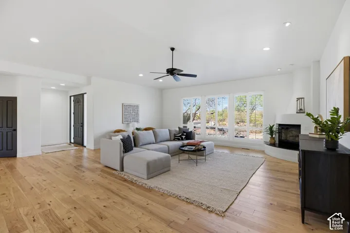 30 W Bedrock Cir, Santa Clara, Utah 84765