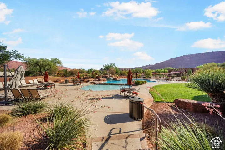 30 W Bedrock Cir, Santa Clara, Utah 84765