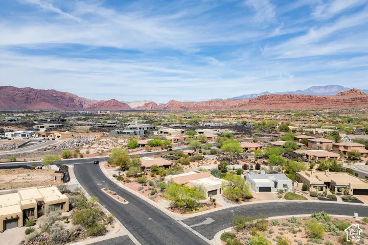 30 W Bedrock Cir, Santa Clara, Utah 84765