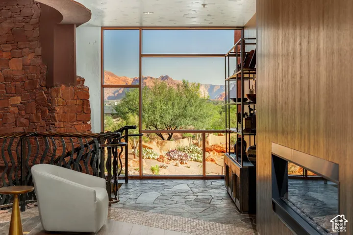 30 W Bedrock Cir, Santa Clara, Utah 84765