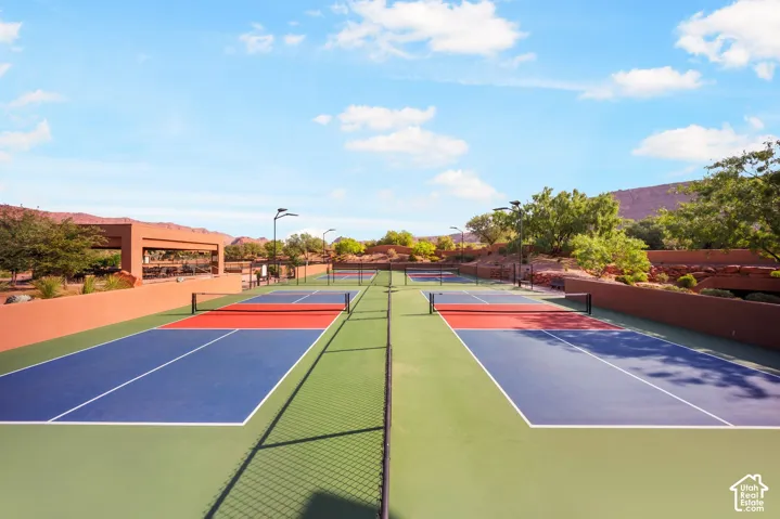 30 W Bedrock Cir, Santa Clara, Utah 84765