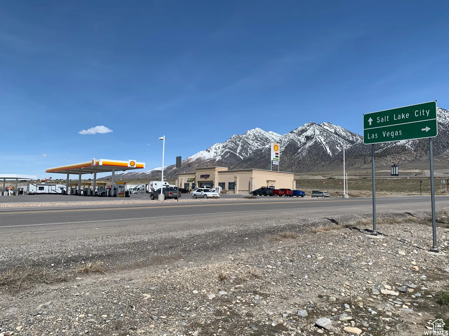 View of asphalt road featuring a mountain view