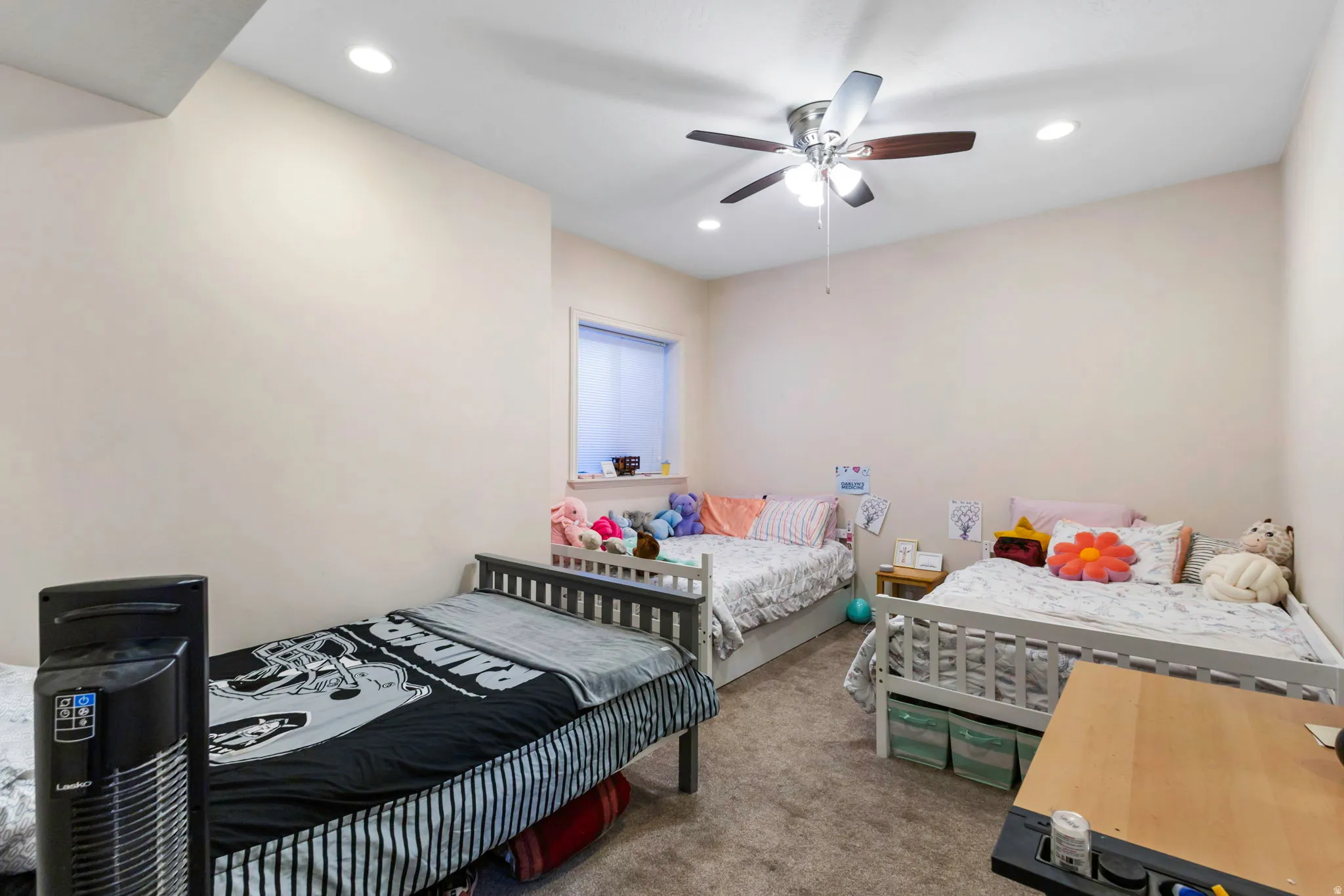 Bedroom featuring carpet flooring, recessed lighting, and a ceiling fan