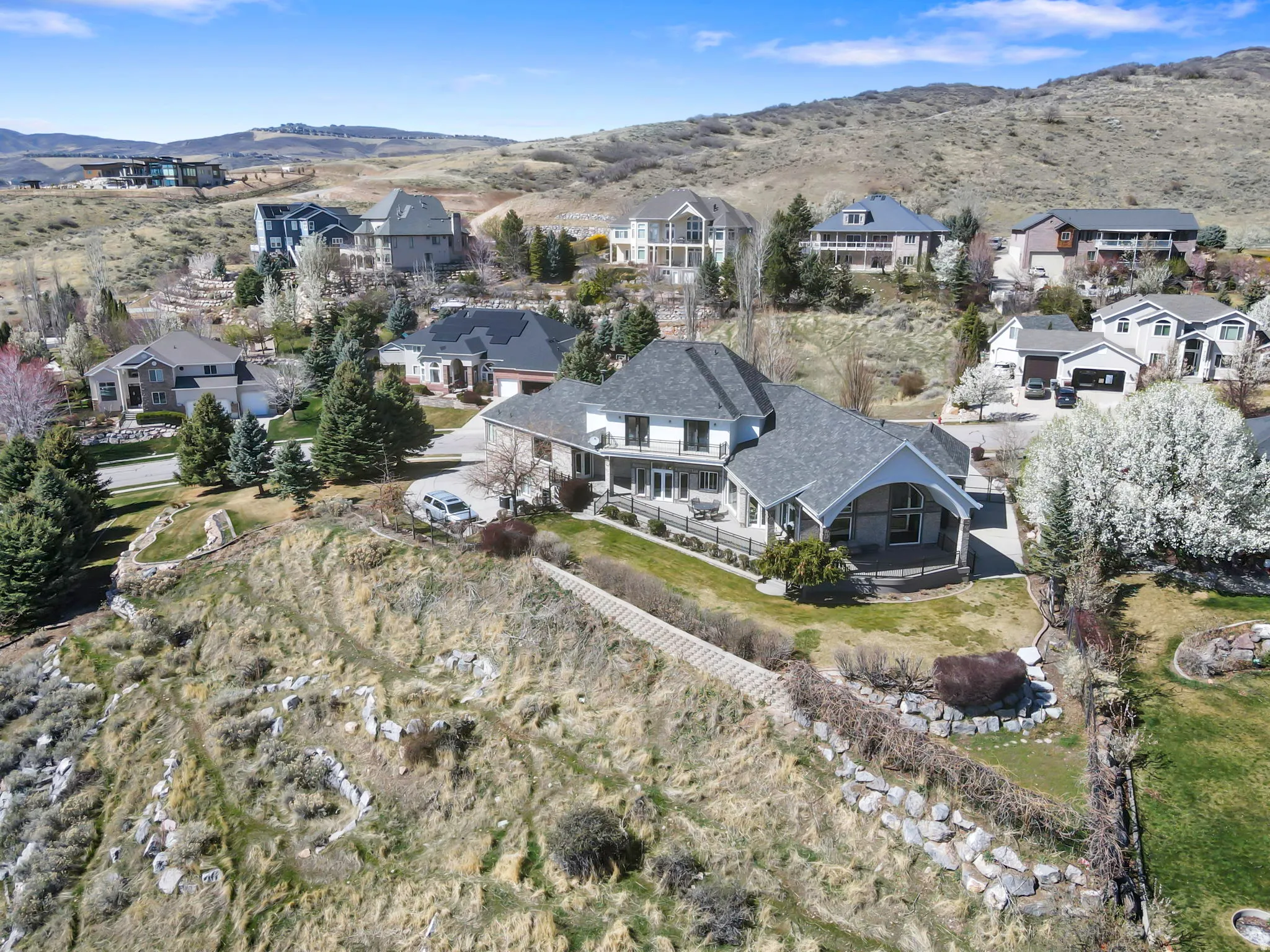 Aerial view of residential area with mountains