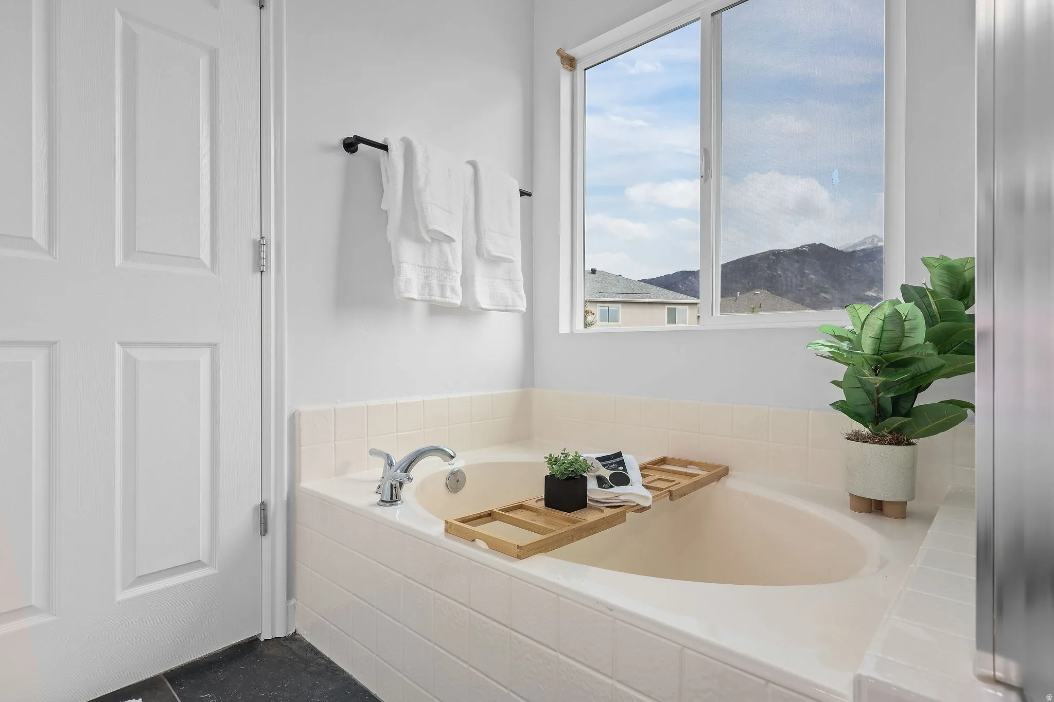 Bathroom featuring a garden tub
