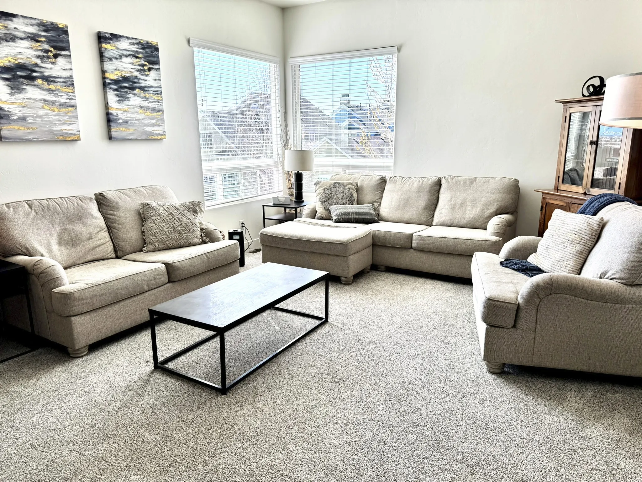 Row-end unit allows for extra windows and Wasatch Mountain views. Spacious & connected to the Kitchen