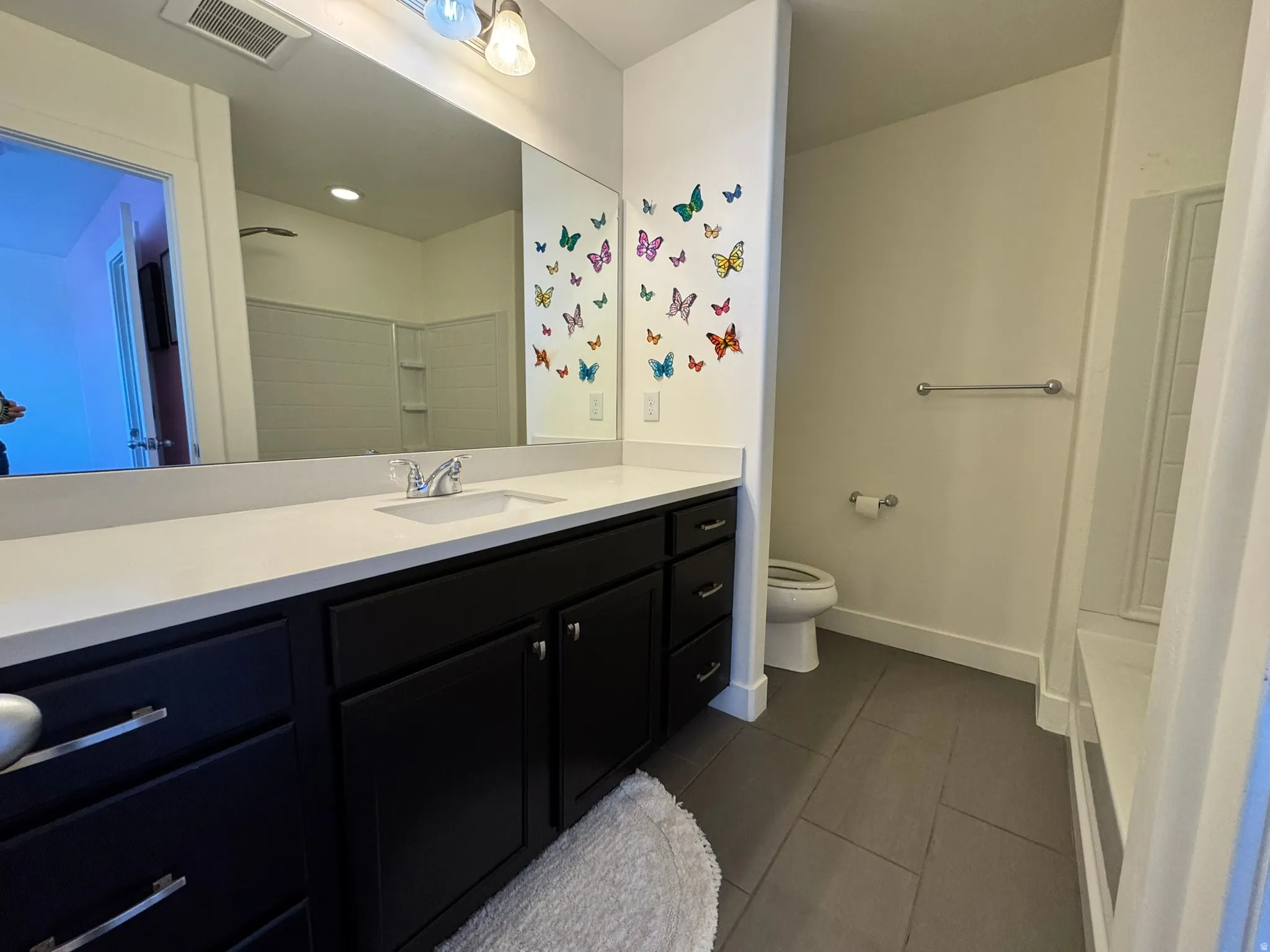 Second Bathroom with a BIG vanity.