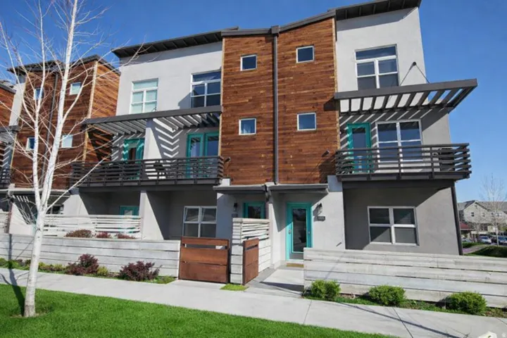 Welcome home! Corner lot with great views