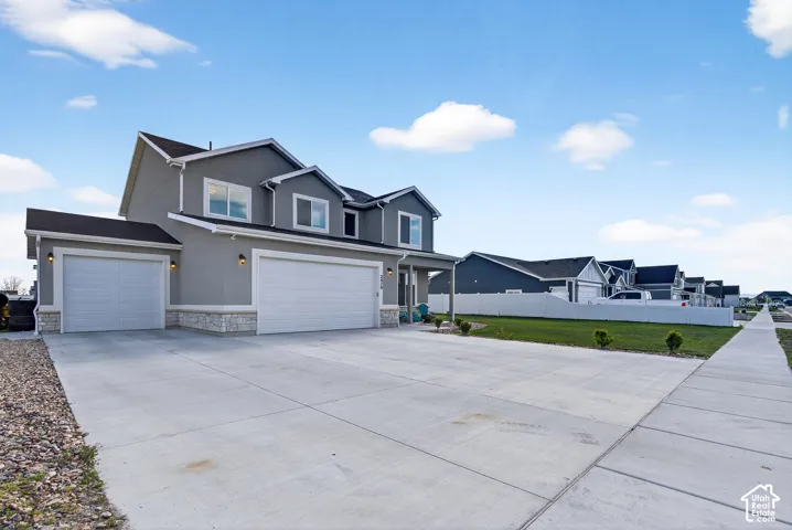 2429 W 2900 N, Farr West, Utah 84404