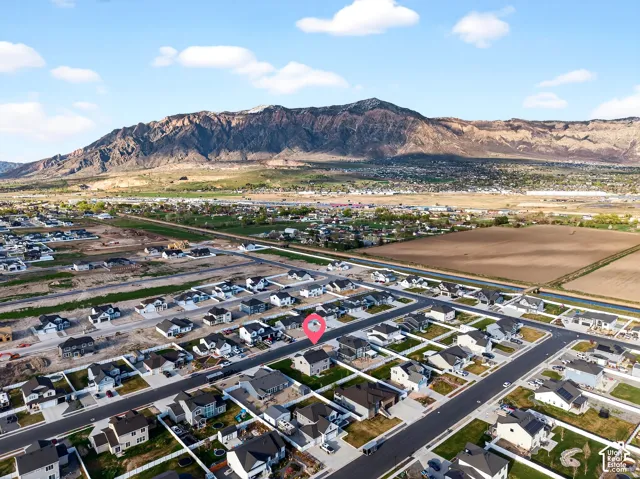 2429 W 2900 N, Farr West, Utah 84404