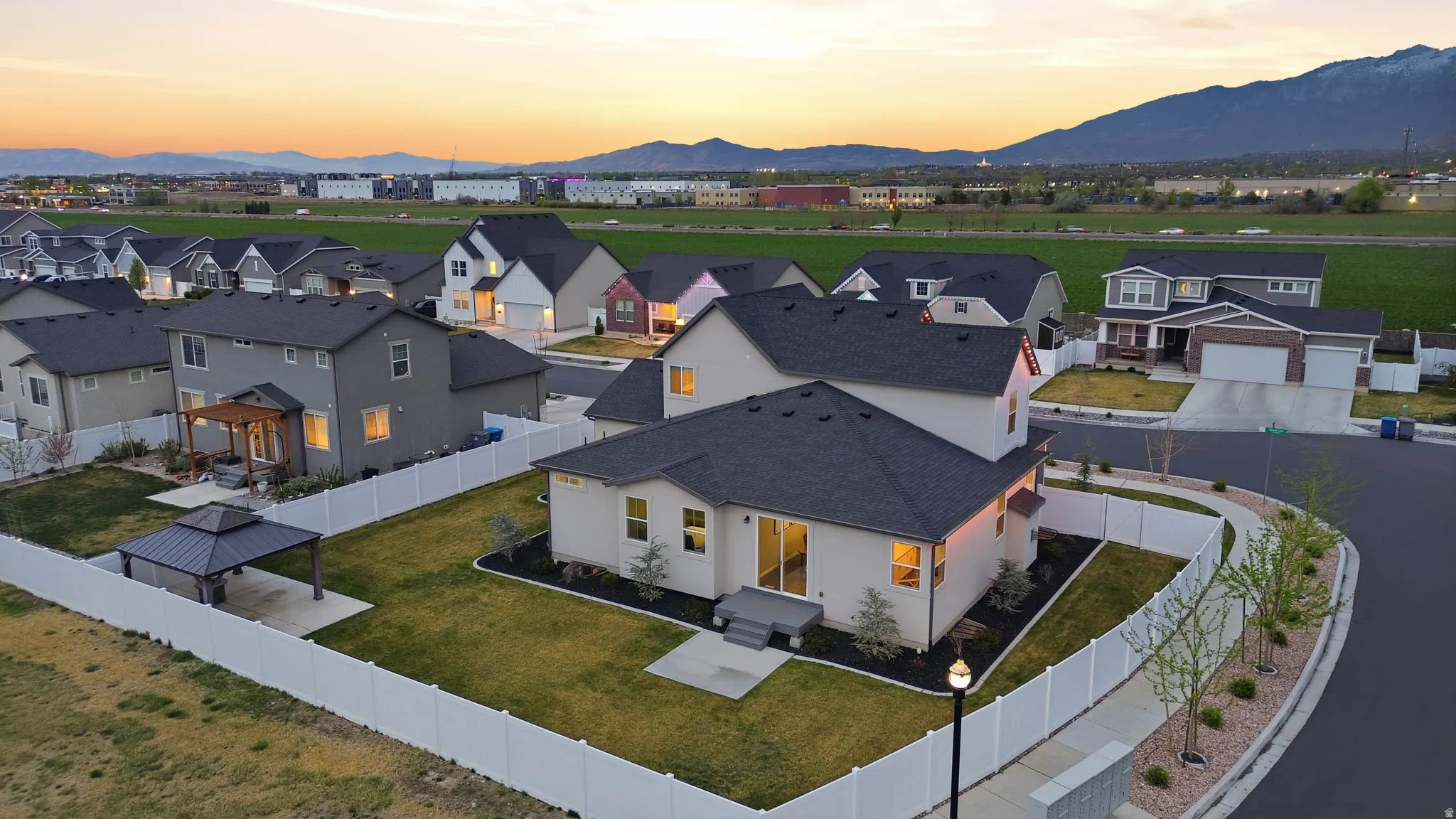 Aerial perspective of suburban area with mountains