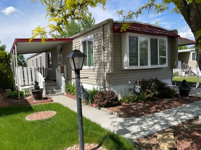 760 W Monte Bella Dr, Taylorsville, Utah 84123