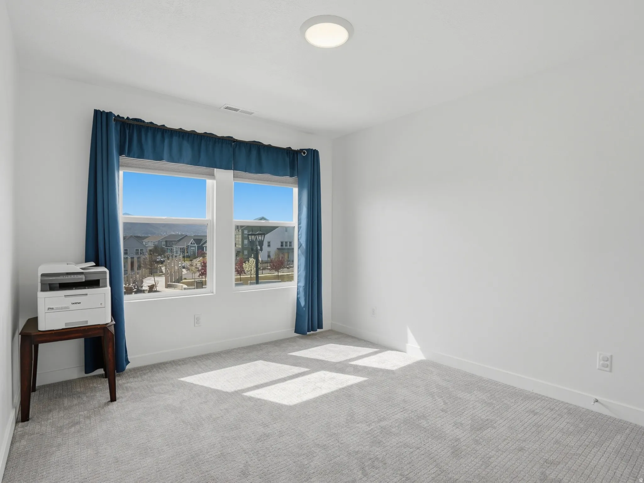 Third bedroom with mountain views