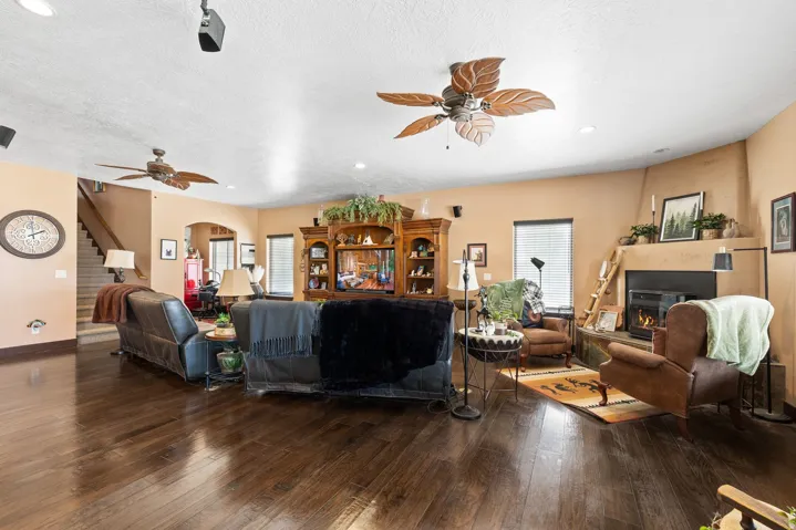 975 E 715 S, Genola, Utah 84655