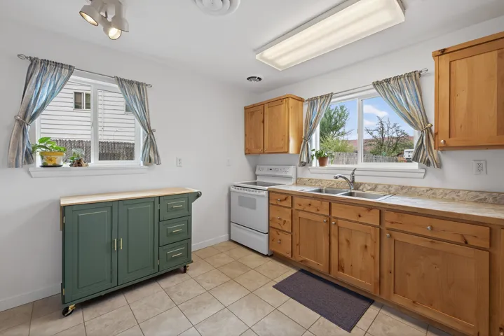 430 Ute Cir, Moab, Utah 84532