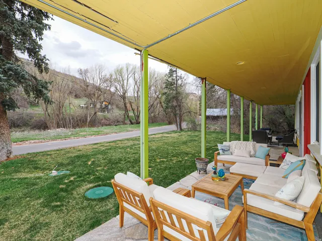 View of patio featuring an outdoor lounge area