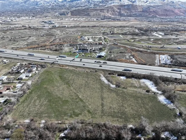 View of property location featuring a mountain backdrop