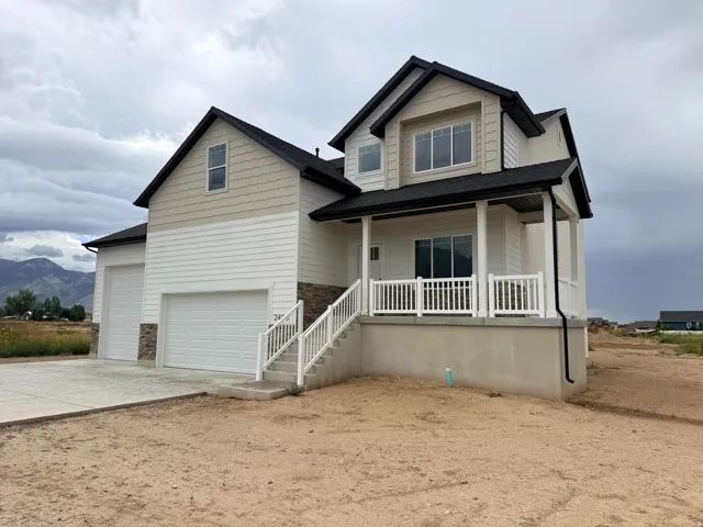 2405 W 3200 N, Farr West, Utah 84404