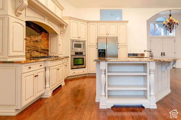 899 E 800 S, Springville, Utah 84663