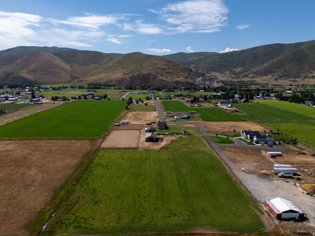 364 W 3000 S, Daniel, Utah 84032