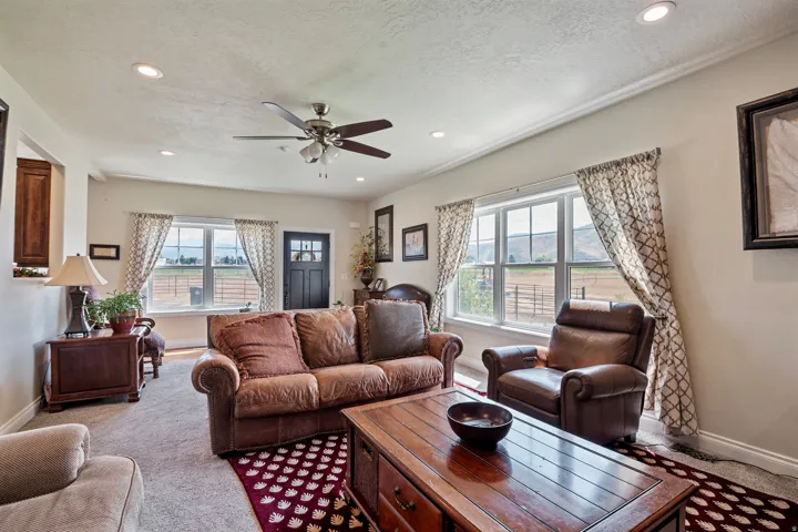 364 W 3000 S, Daniel, Utah 84032