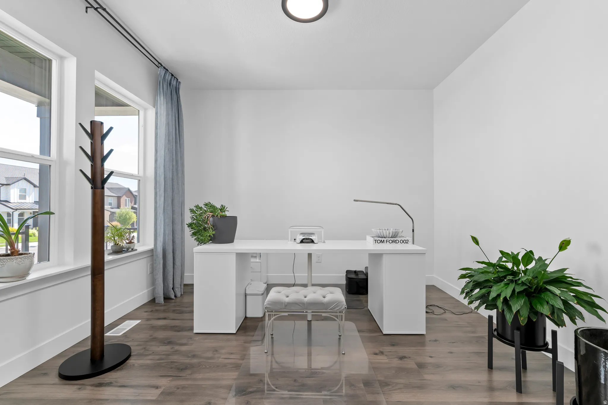 The perfect space to focus + create!