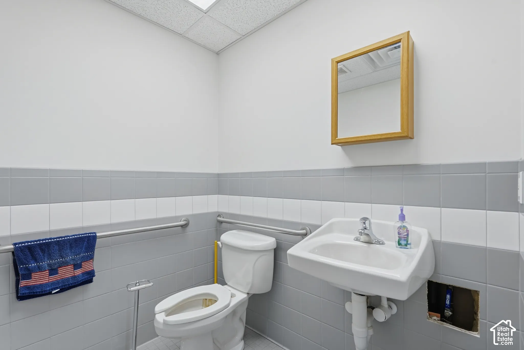 Shop Restroom