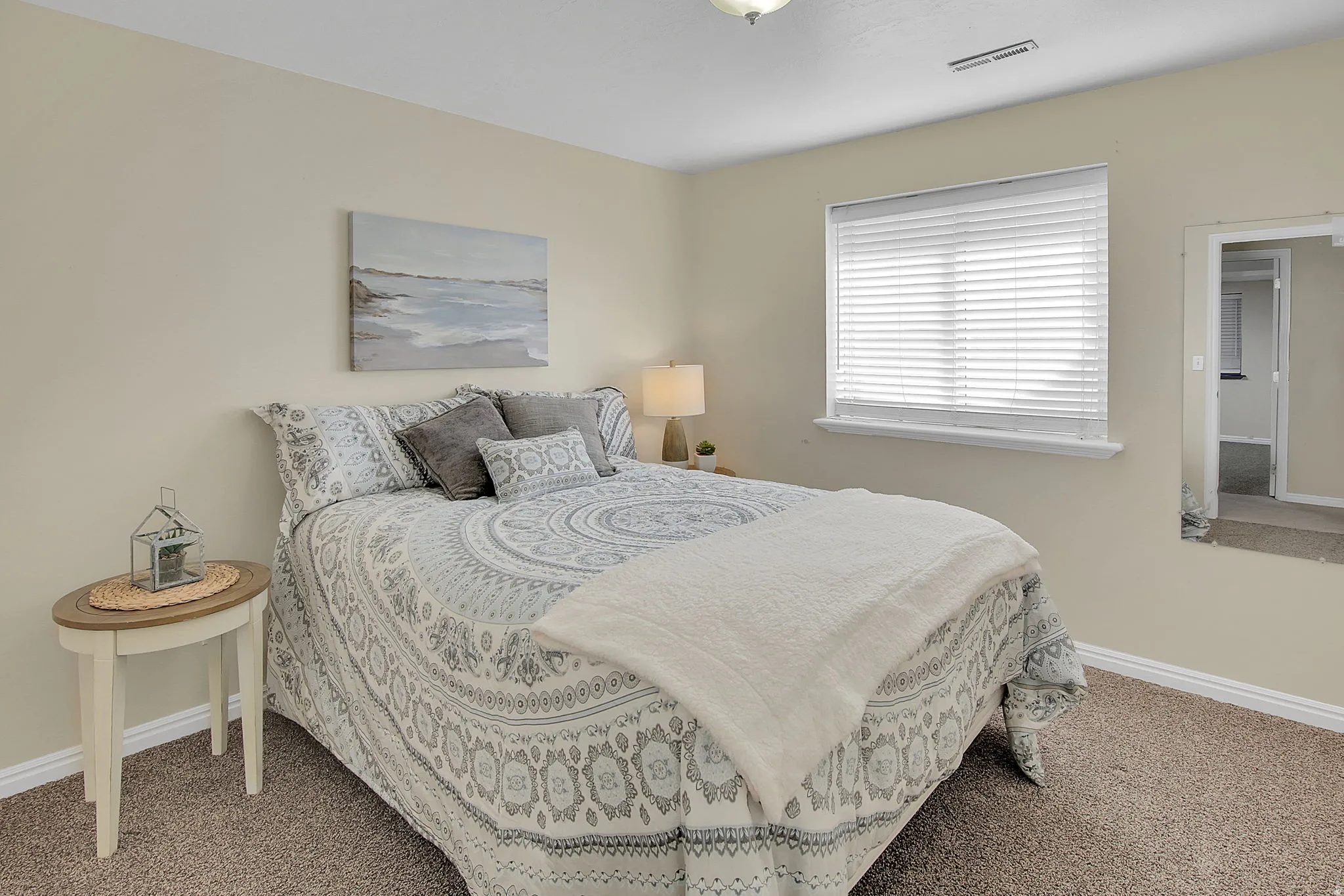 Bedroom with carpet