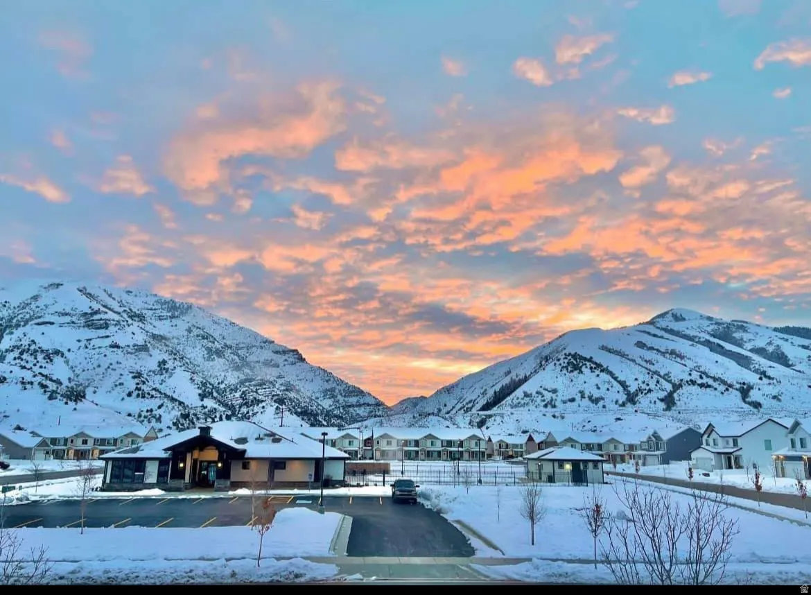 View of mountain backdrop