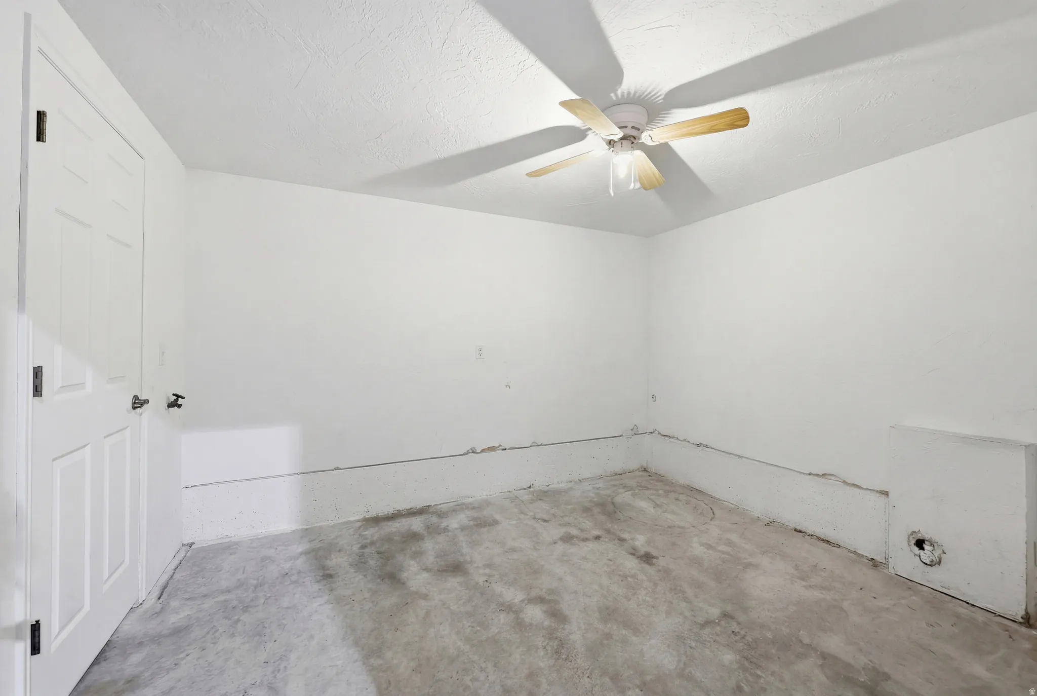 Large separate storage room in back of garage