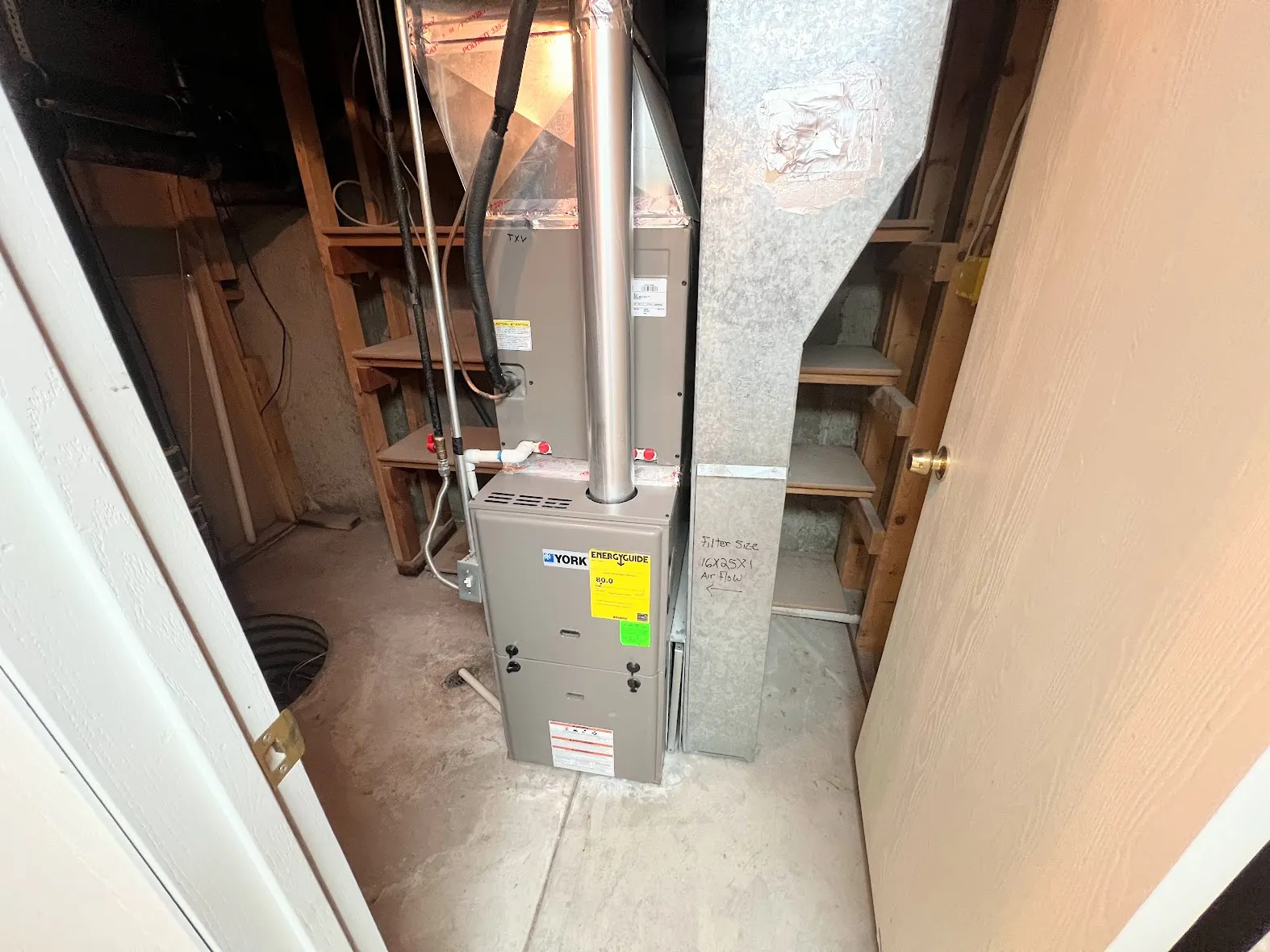 Utilities featuring heating unit