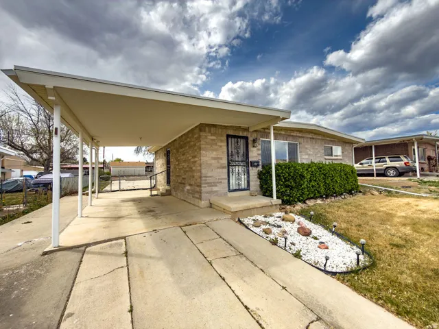 883 N 900 E, Price, Utah 84501