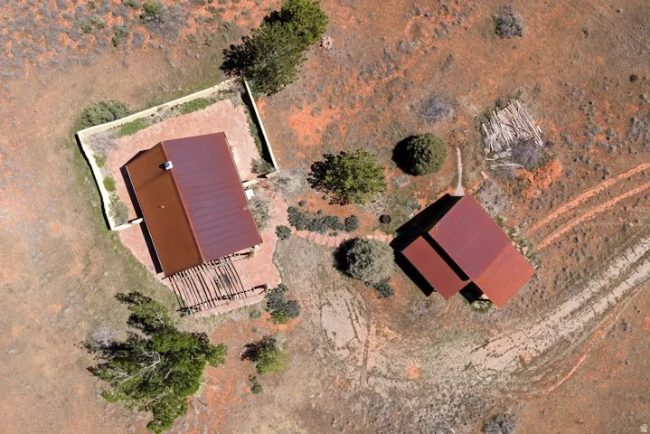 Aerial view of property and surrounding area