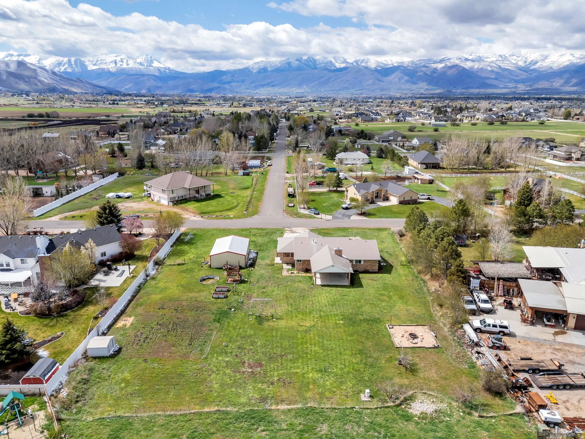 Aerial perspective of suburban area with mountains
