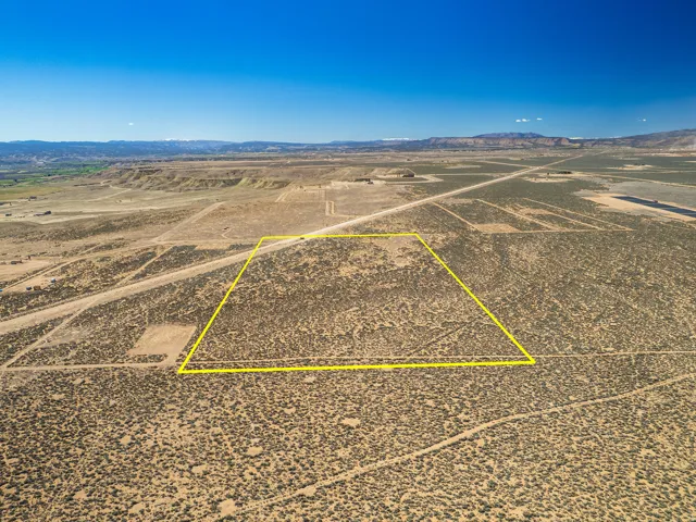 View of rural area with mountains and property boundaries highlighted