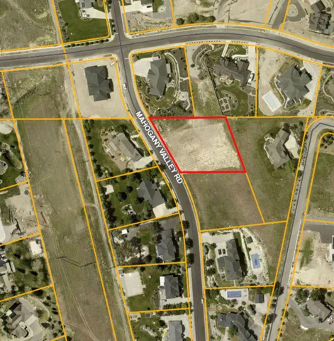 Aerial view of property's location with property boundaries highlighted