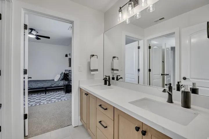 5843 W Century Heights Dr, Highland, Utah 84003