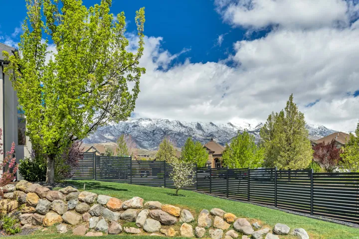 5843 W Century Heights Dr, Highland, Utah 84003