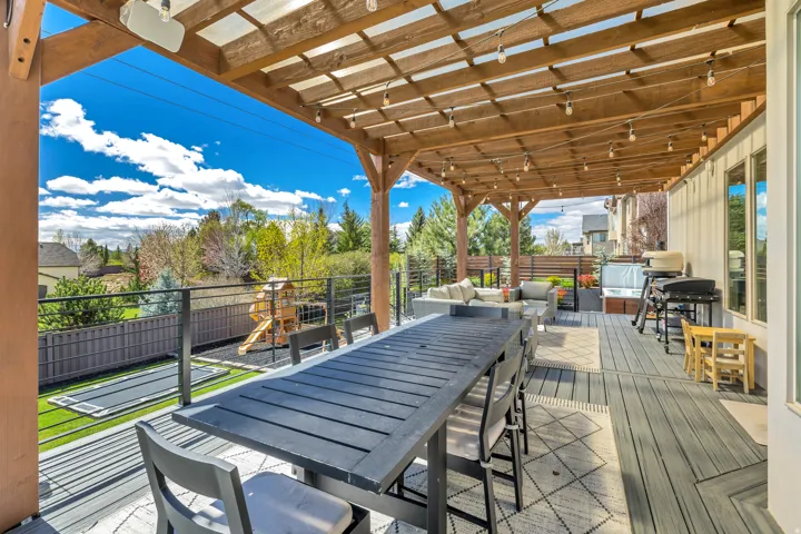 5843 W Century Heights Dr, Highland, Utah 84003
