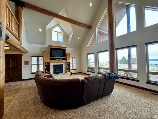 Grand family room