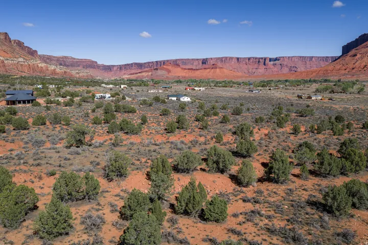 134 W Buchanan Ln, Castle Valley, Utah 84532