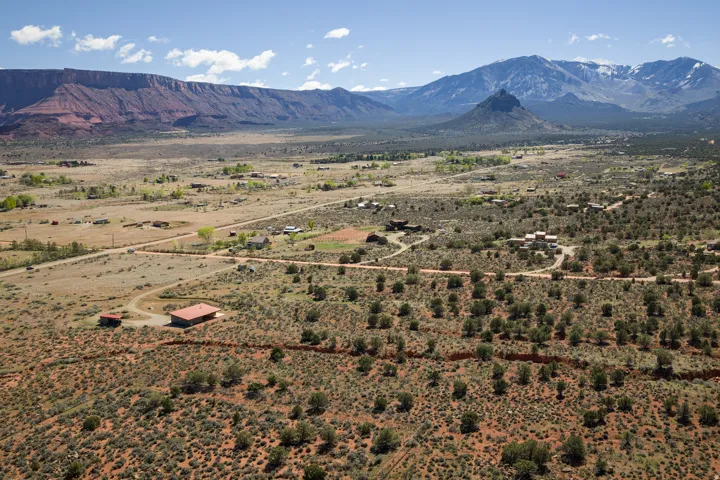 134 W Buchanan Ln, Castle Valley, Utah 84532