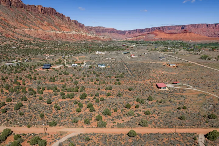 134 W Buchanan Ln, Castle Valley, Utah 84532